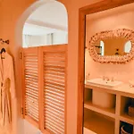 فندق مبيت وإفطار Viluz - Wellbeing Marbella ميخاس