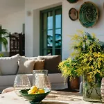 Viluz - Wellbeing Marbella ميخاس