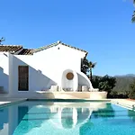 فندق مبيت وإفطار Viluz - Wellbeing Marbella *