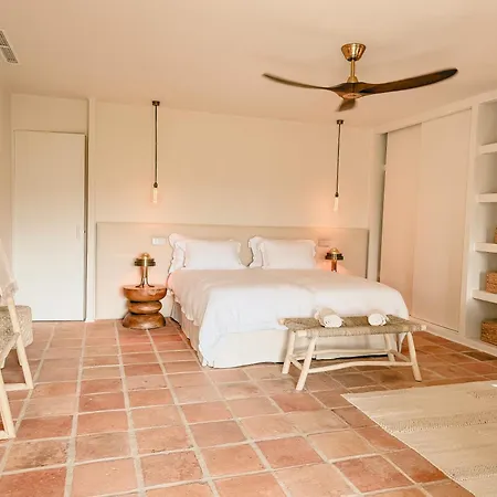Viluz - Wellbeing Marbella Couette-café Mijas