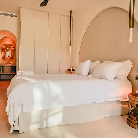 Viluz - Wellbeing Marbella Couette-café *