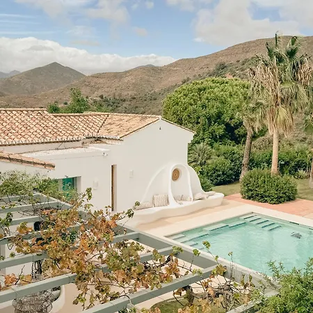 فندق مبيت وإفطار Viluz - Wellbeing Marbella