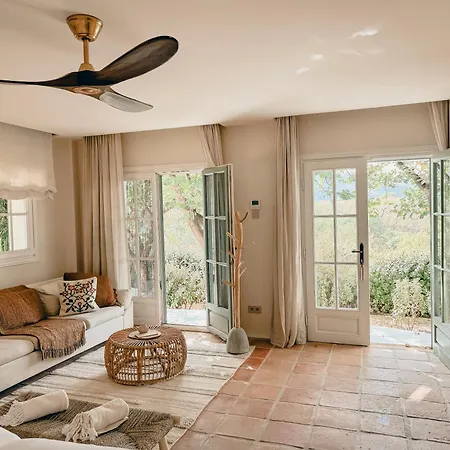 Bed & Breakfast Viluz - Wellbeing Marbella Mijas