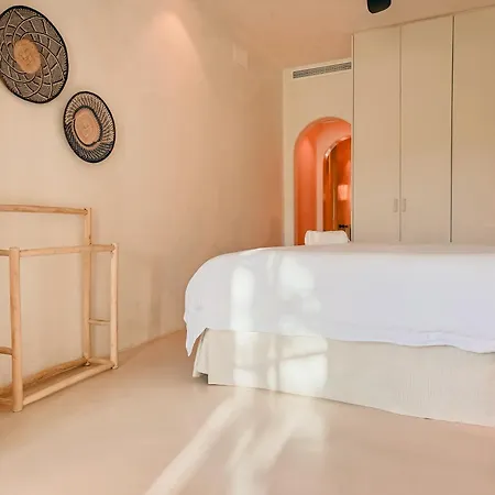 Bed & Breakfast Viluz - Wellbeing Marbella *