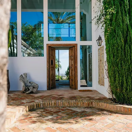 Bed & Breakfast Viluz - Wellbeing Marbella *