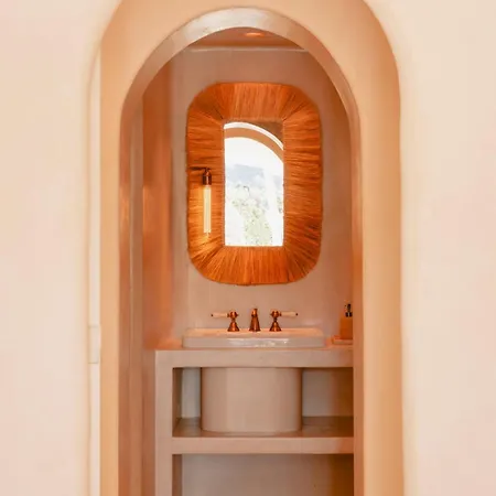 Viluz - Wellbeing Marbella Bed & Breakfast *