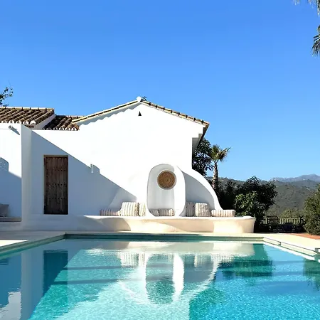 Bed & Breakfast Viluz - Wellbeing Marbella *